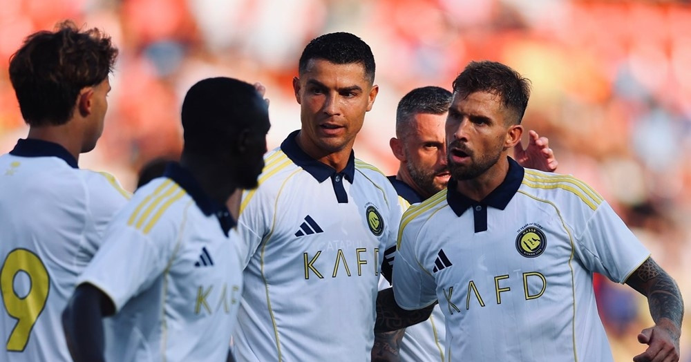 Ronaldo lập cú đúp, Al Nassr vẫn thất bại
