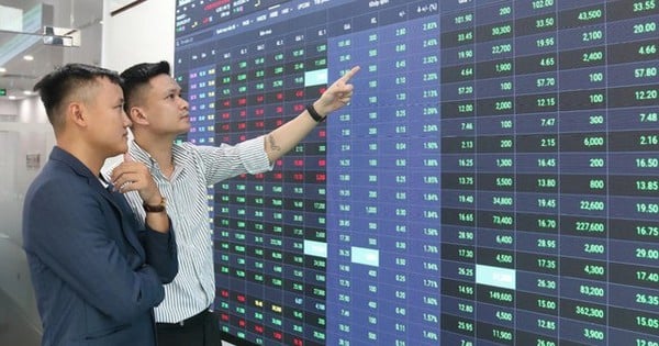 Khối ngoại vẫn duy trì xu hướng bán ròng mạnh phiên 11/8
