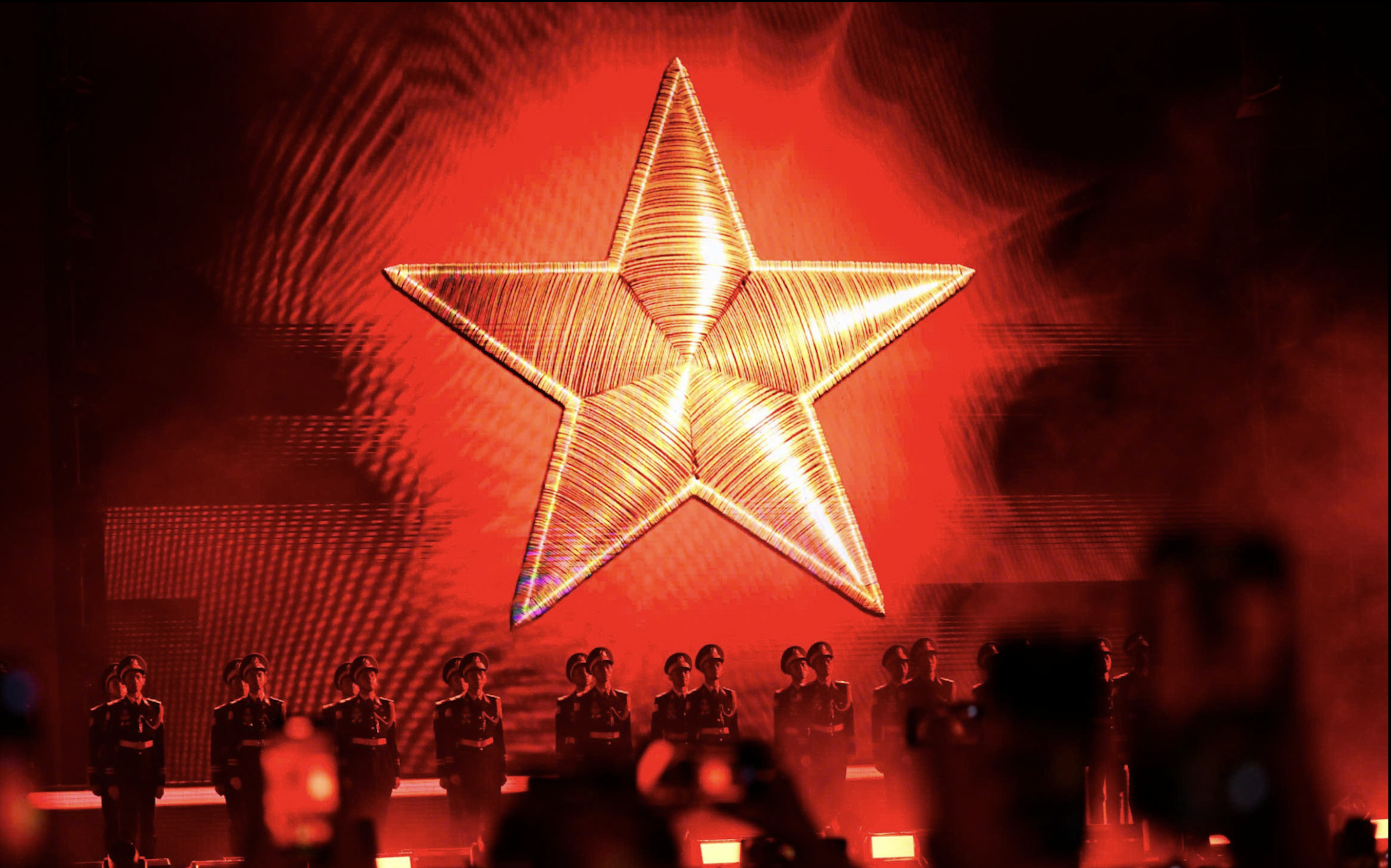 Impressive moments in the political art program "Fatherland in the heart"