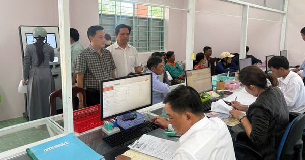 Trước mắt triển khai 28 vị trí việc làm lãnh đạo, công chức ở cấp xã