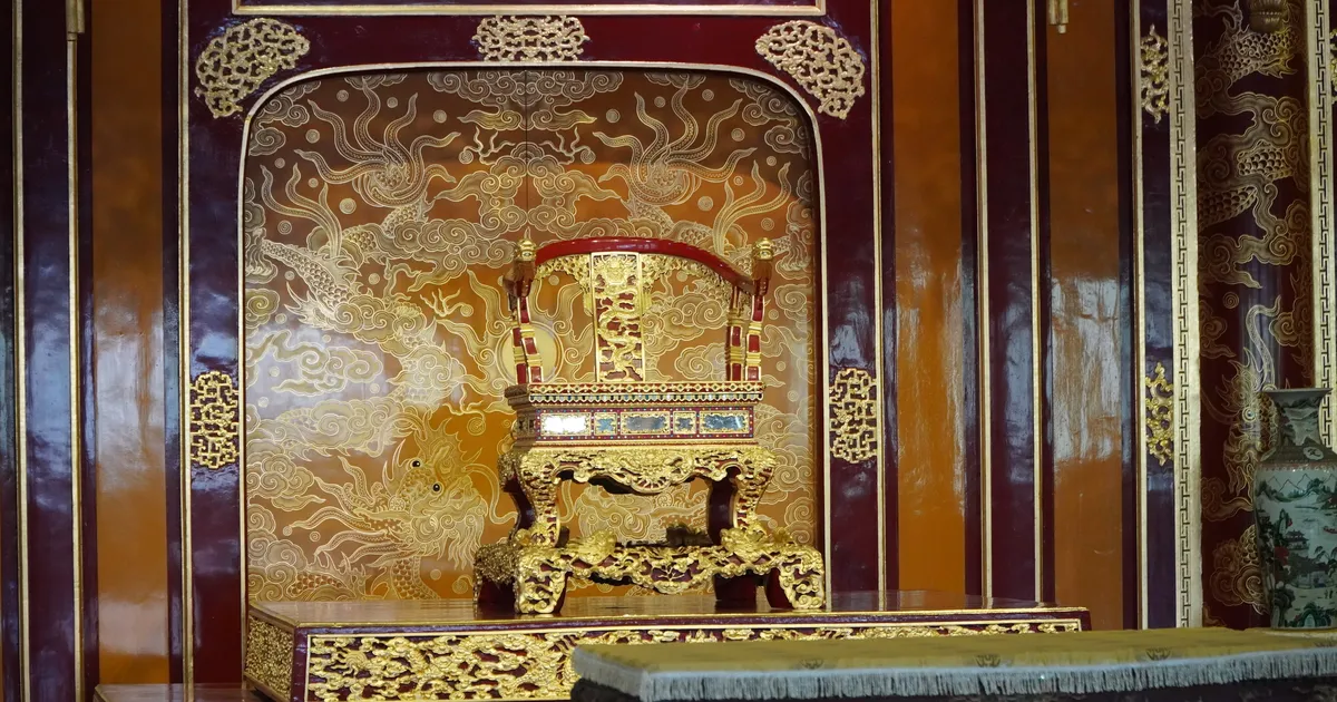 Phục chế Bảo vật quốc gia Ngai vàng triều Nguyễn phải qua 9 bước