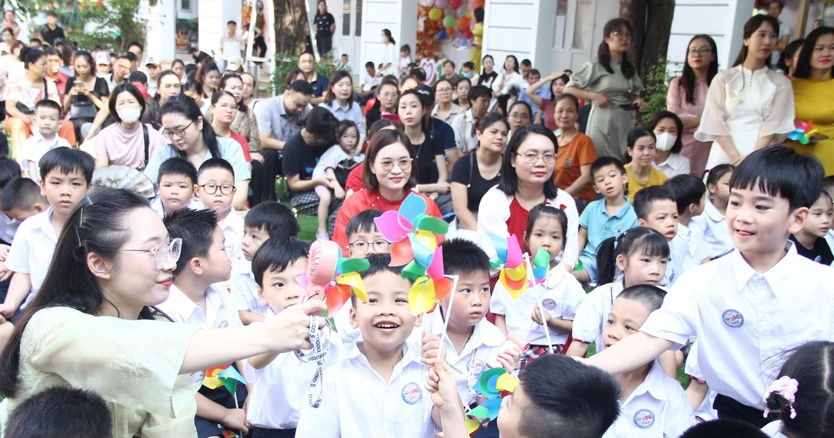 Ensure the principle of 'where there are students, there are teachers'