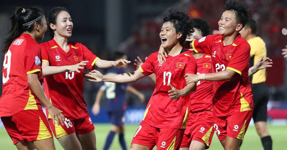 Tuyển nữ Việt Nam - Thái Lan (hiệp 2) 1-0: Thu Thảo mở tỷ số