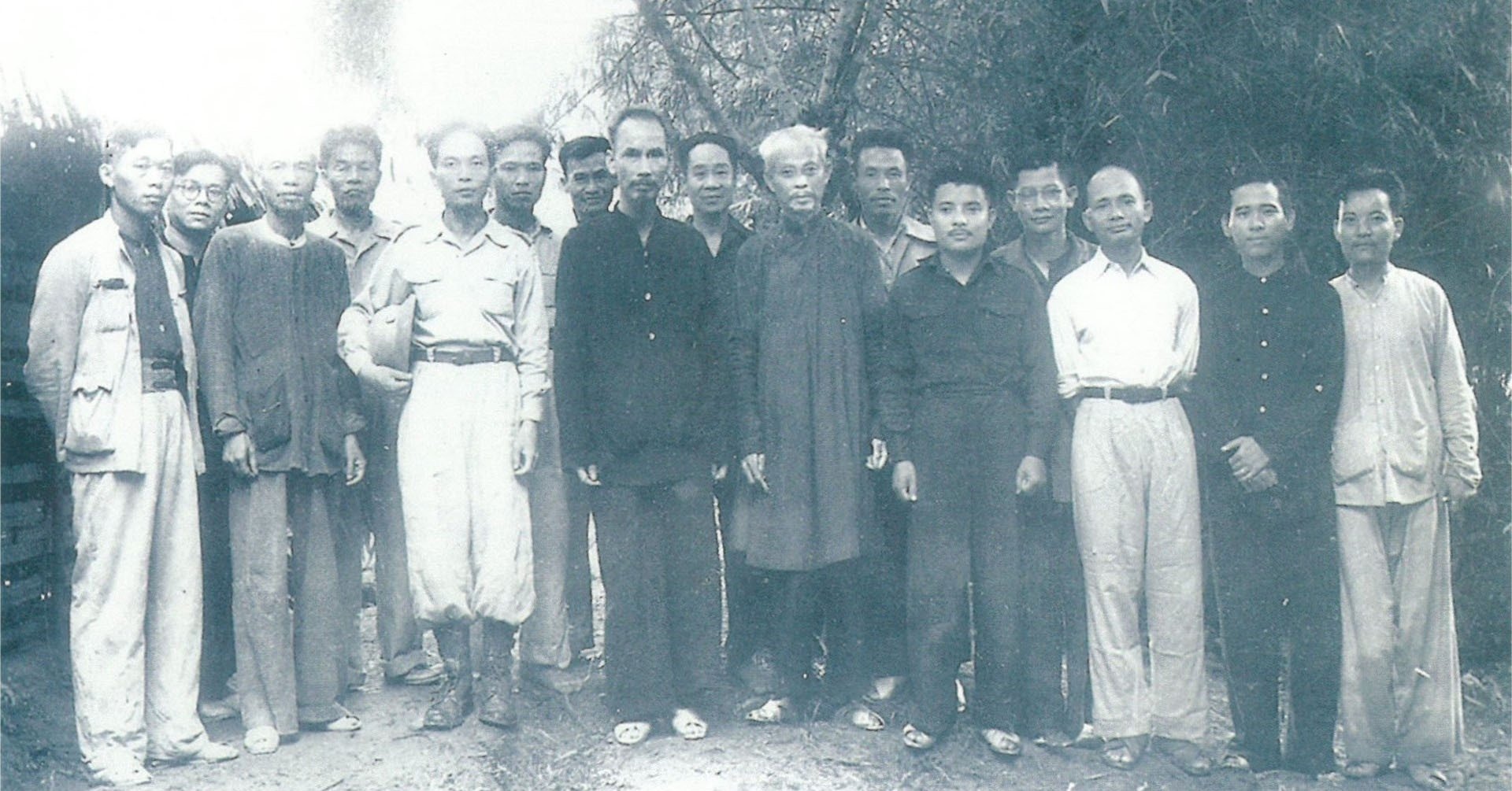 กองทัพประชาชนเวียดนามมีนายพลกี่นาย?