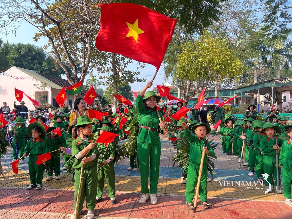 2025_THUMP_PHOTO_11869_252ab1b611e34be2a97e40b718db4659_trai-nghiem-lam-chu-bo-doi-cung-co-va-tro-truong-mam-non-nghia-hoi.jpeg