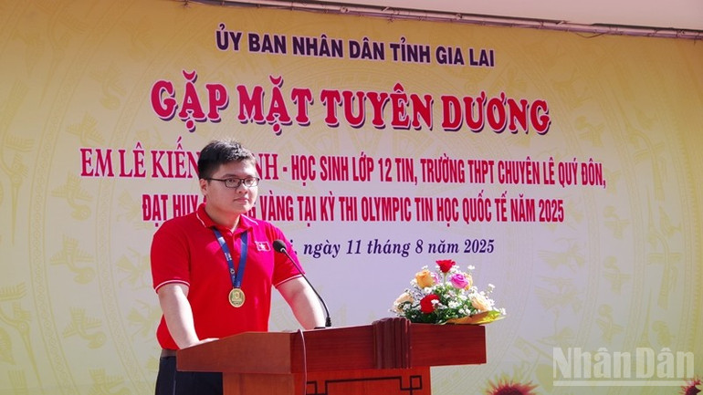 Học sinh Gia Lai Lê Kiến Thành giành Huy chương Vàng Olympic Tin học quốc tế 2025
