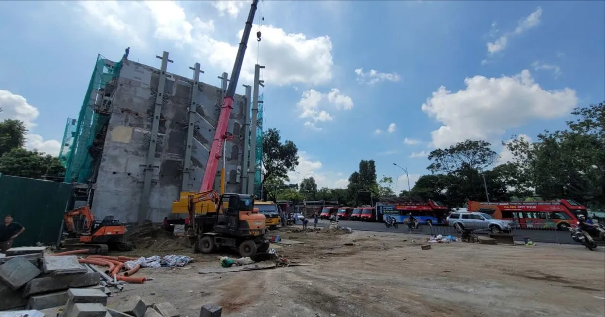 Hanoi urgently renovates Dong Kinh - Nghia Thuc square to celebrate A80 Grand Festival