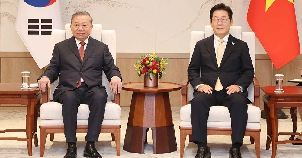 แถลงการณ์ร่วมว่าด้วยการเสริมสร้างความร่วมมือเชิงยุทธศาสตร์ที่ครอบคลุมระหว่างเวียดนามและเกาหลี