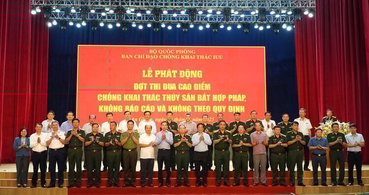 Phát động thi đua cao điểm chống khai thác IUU tại An Giang