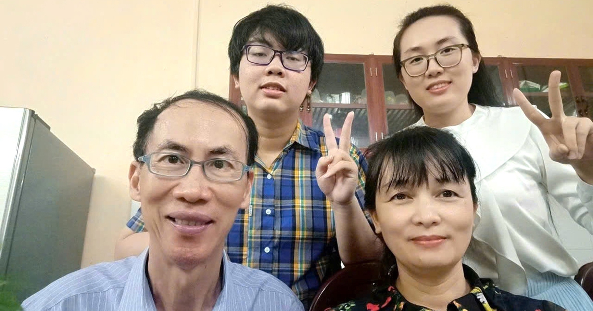 Nhà toán học Lê Bá Khánh Trình: 'Học trò đã nâng tôi lên'