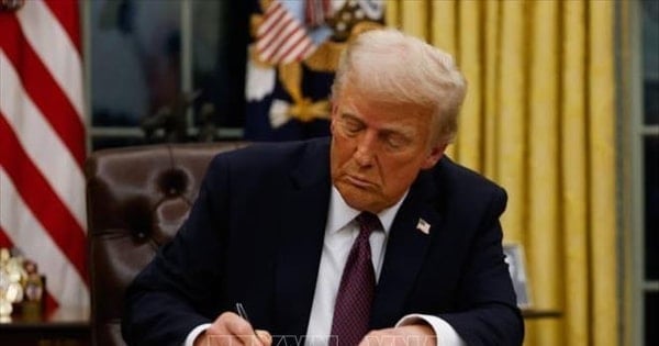 US President signs 90-day extension of tariff suspension on China