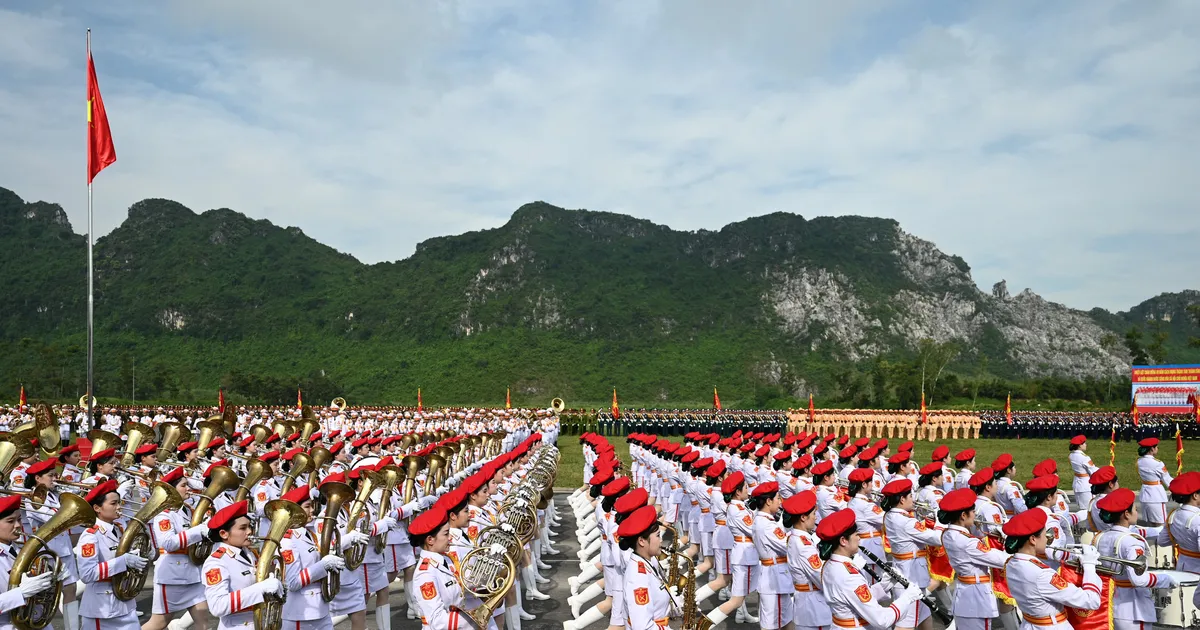 Gần 16.000 cán bộ, chiến sĩ tham gia tổng hợp luyện diễu binh, diễu hành lần thứ 3