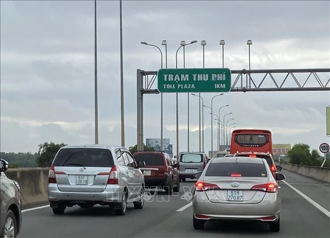 Lý giải việc chuyển đổi tài khoản thu phí sang tài khoản giao thông trước 1/10