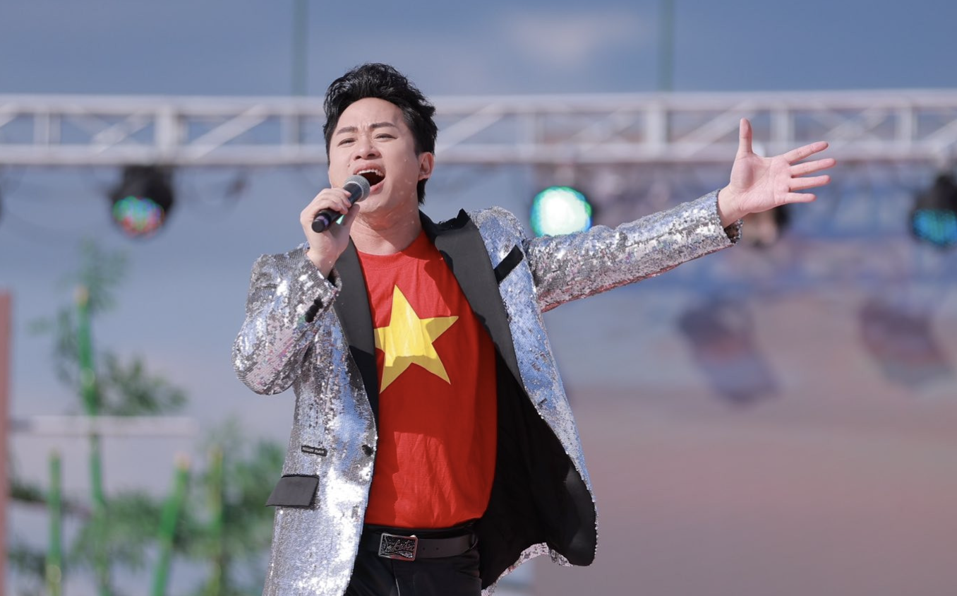 Tùng Dương: Tôi có thể bỏ sô khác để chọn hát ở 'Điều còn mãi'