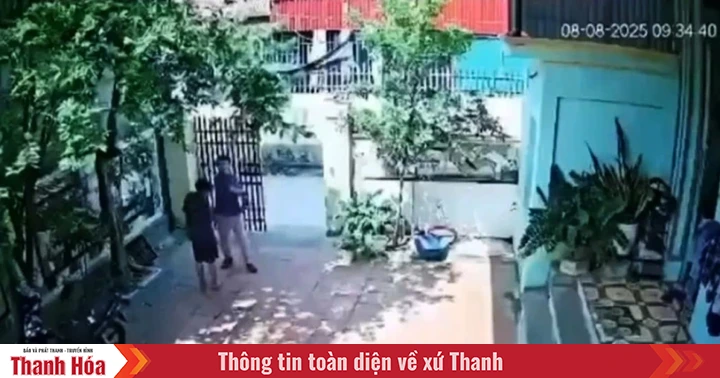 The cause of the incident where a teacher repeatedly slapped a student in the face: Because the student said the teacher's teaching was difficult to understand?