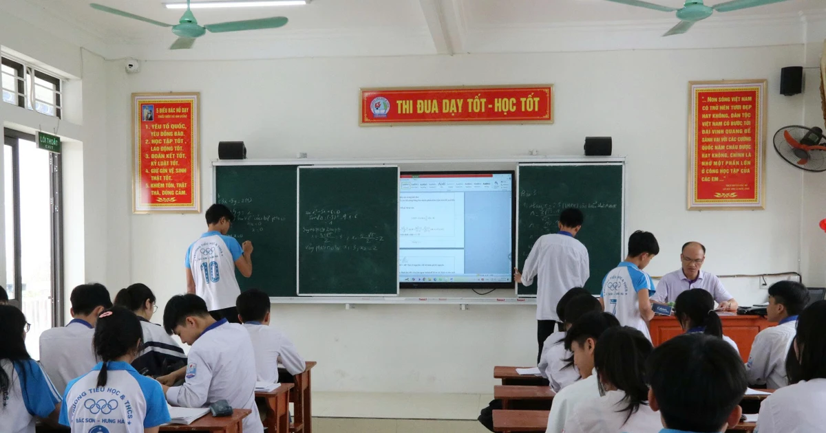 Học sinh Hưng Yên tựu trường vào ngày 29/8
