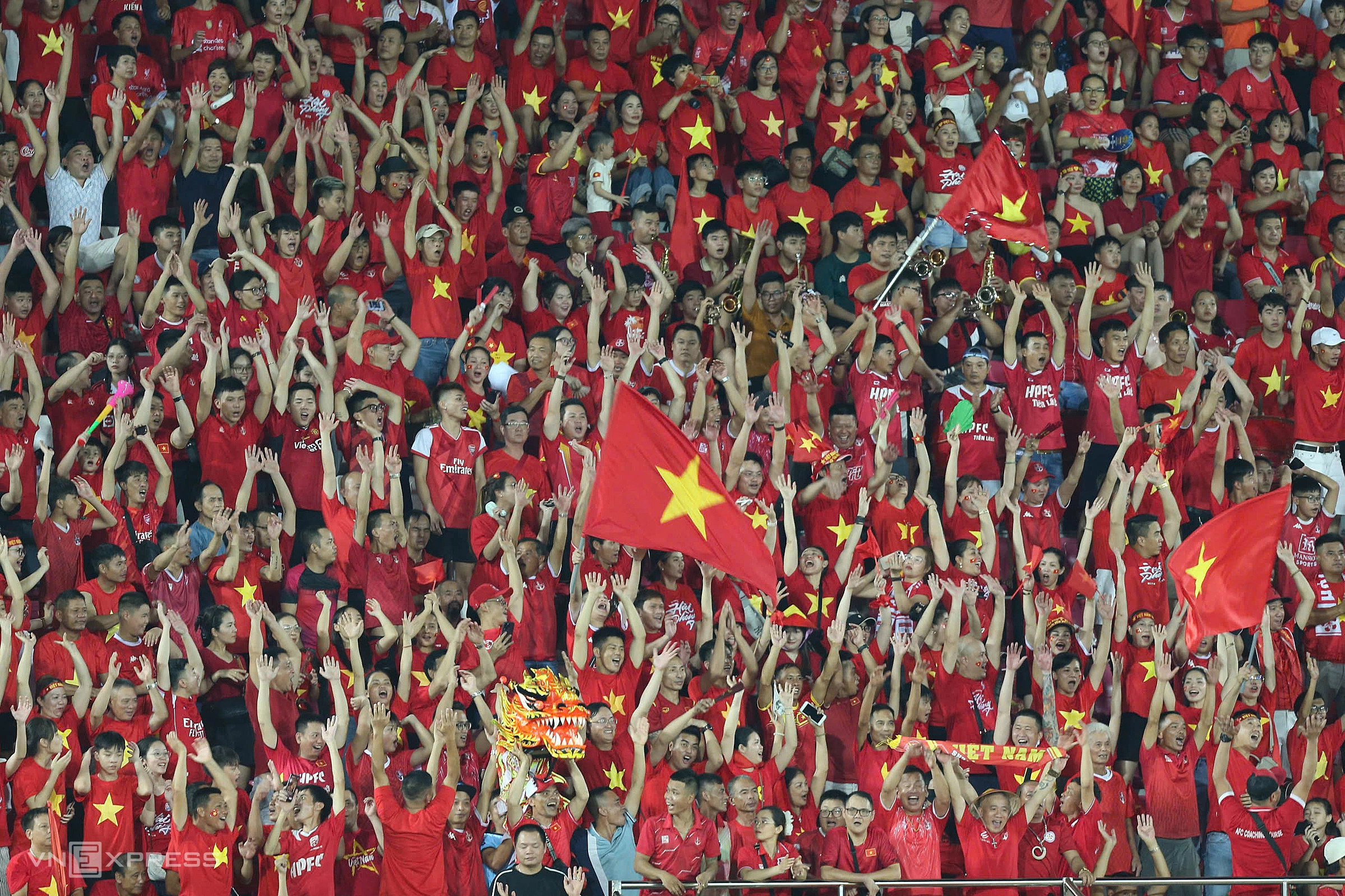 Temps fort de l'équipe féminine du Vietnam 1-0 Thaïlande : Thu Thao brille, l'équipe locale prend la première place du groupe