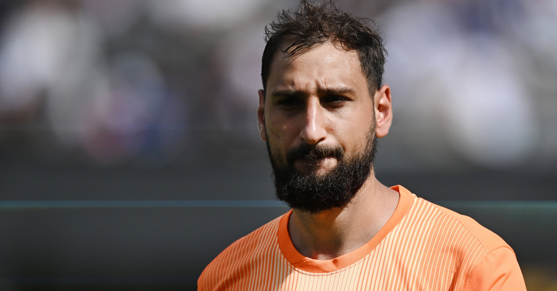 Man City tính lấy Donnarumma trên tay MU