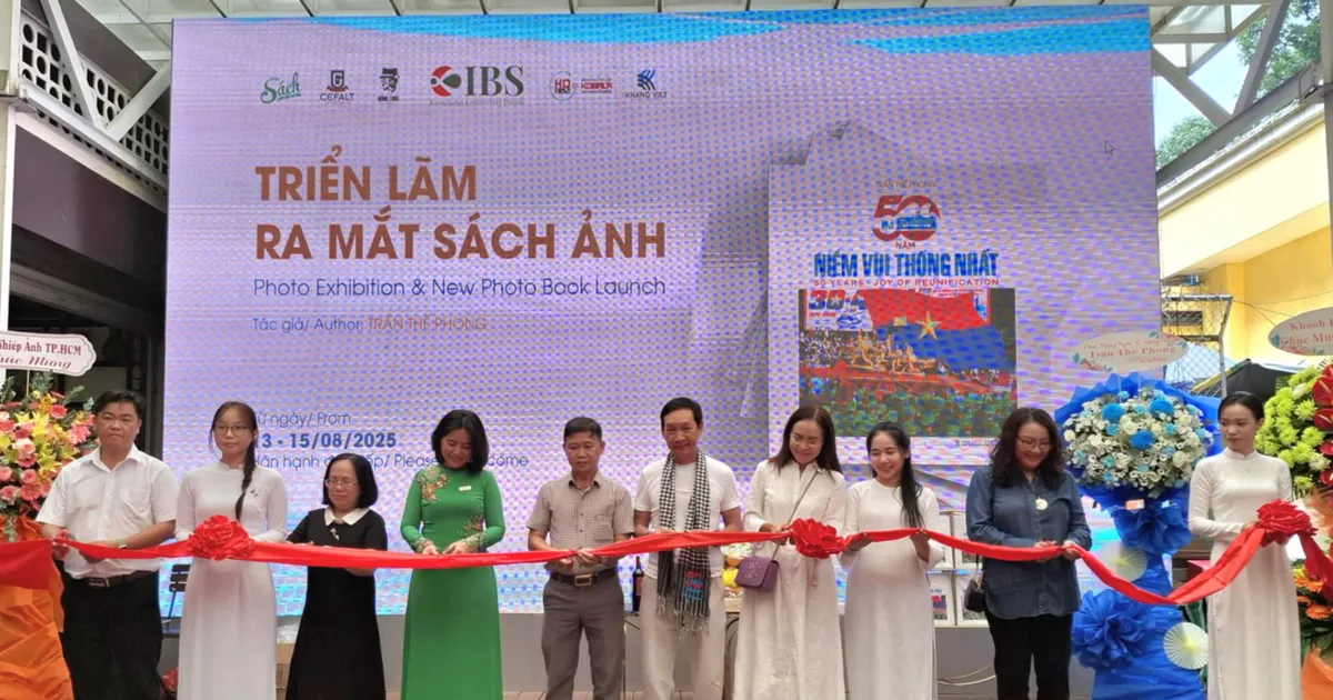 Launch of photo book "50 years of joy of unification"