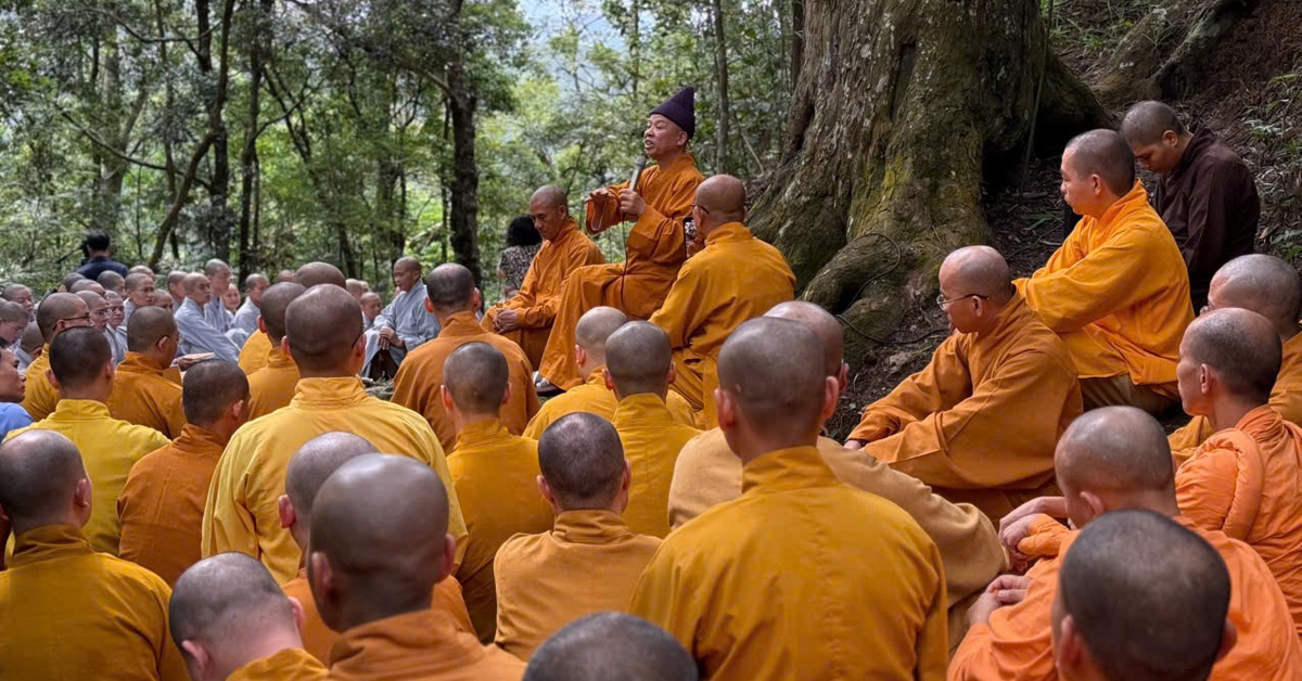 'Đừng khư khư chùa đẹp, sư hay'