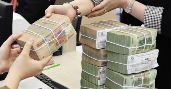 Giảm tỉ lệ dự trữ bắt buộc cho ngân hàng và nền kinh tế