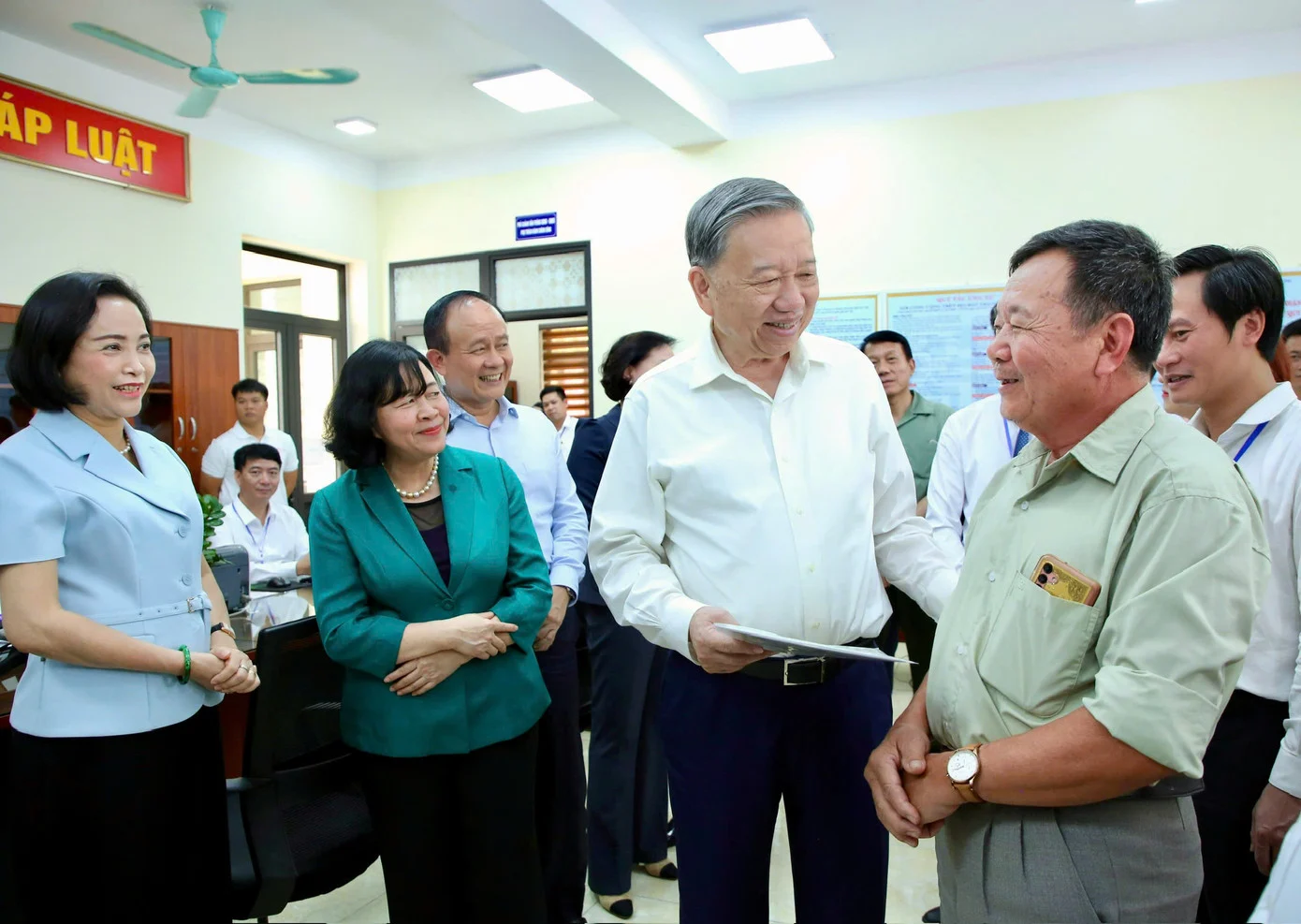 Tư duy hệ thống về cải cách hành chính trong bối cảnh chính quyền địa phương hai cấp ở Việt Nam