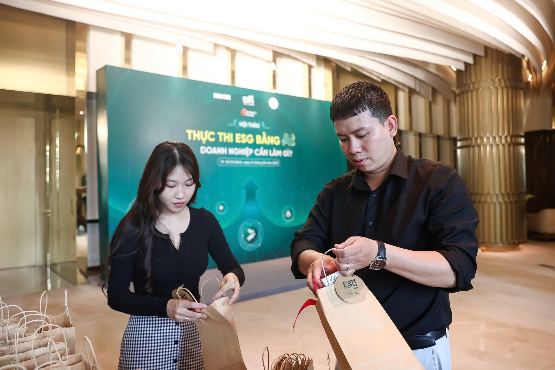 Không khí tất bật chuẩn bị cho hội thảo Thực thi ESG bằng AI chiều 14/8 - 6