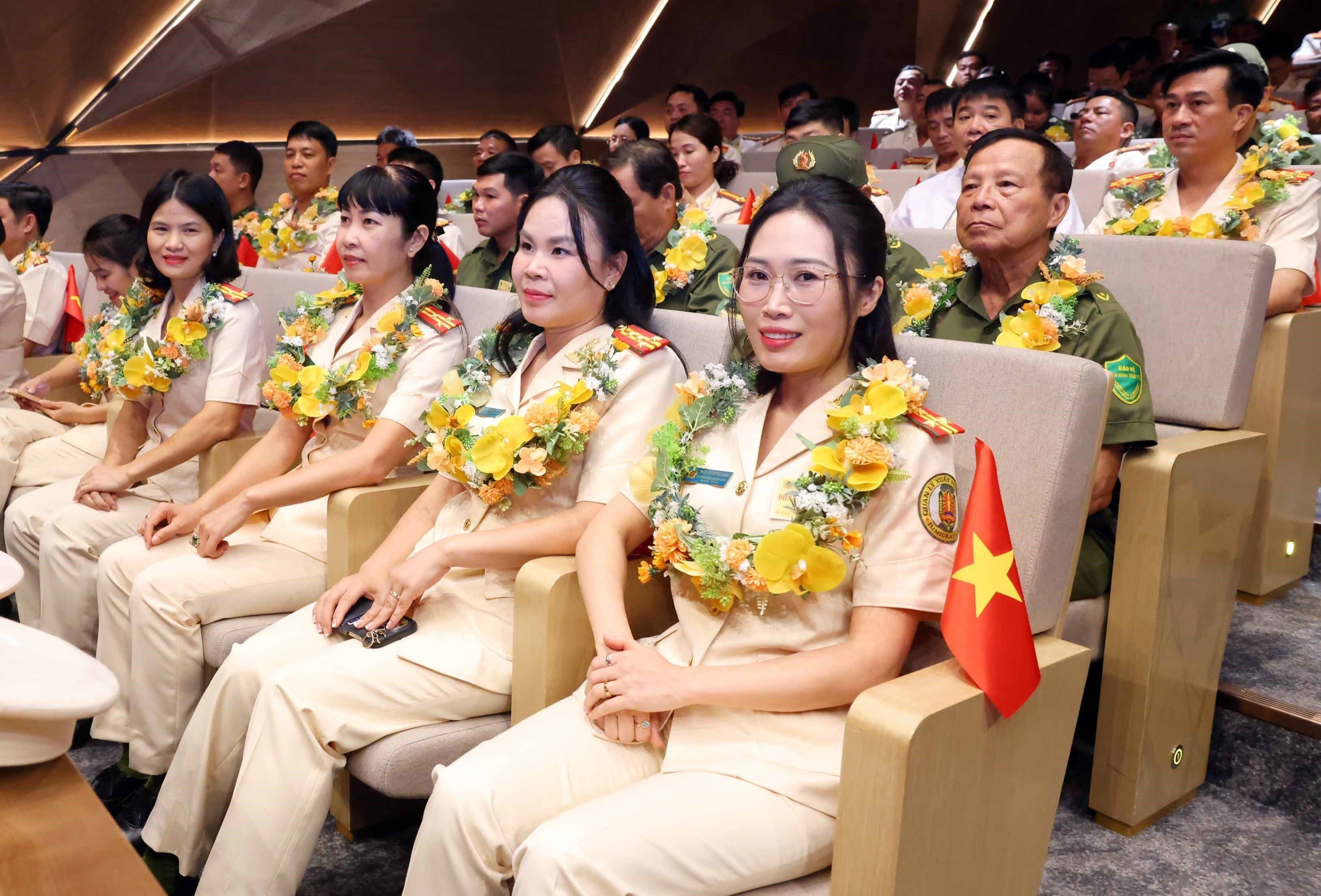 Phát huy tinh thần Cách mạng Tháng Tám trong các phong trào thi đua yêu nước hiện nay