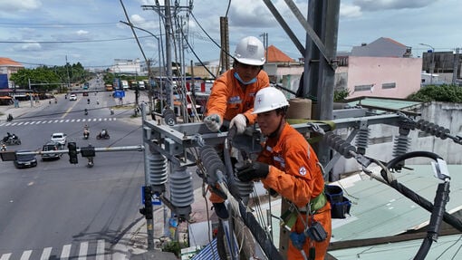 Garantizar el suministro eléctrico durante el 80 aniversario de la Revolución de Agosto y el Día Nacional el 2 de septiembre