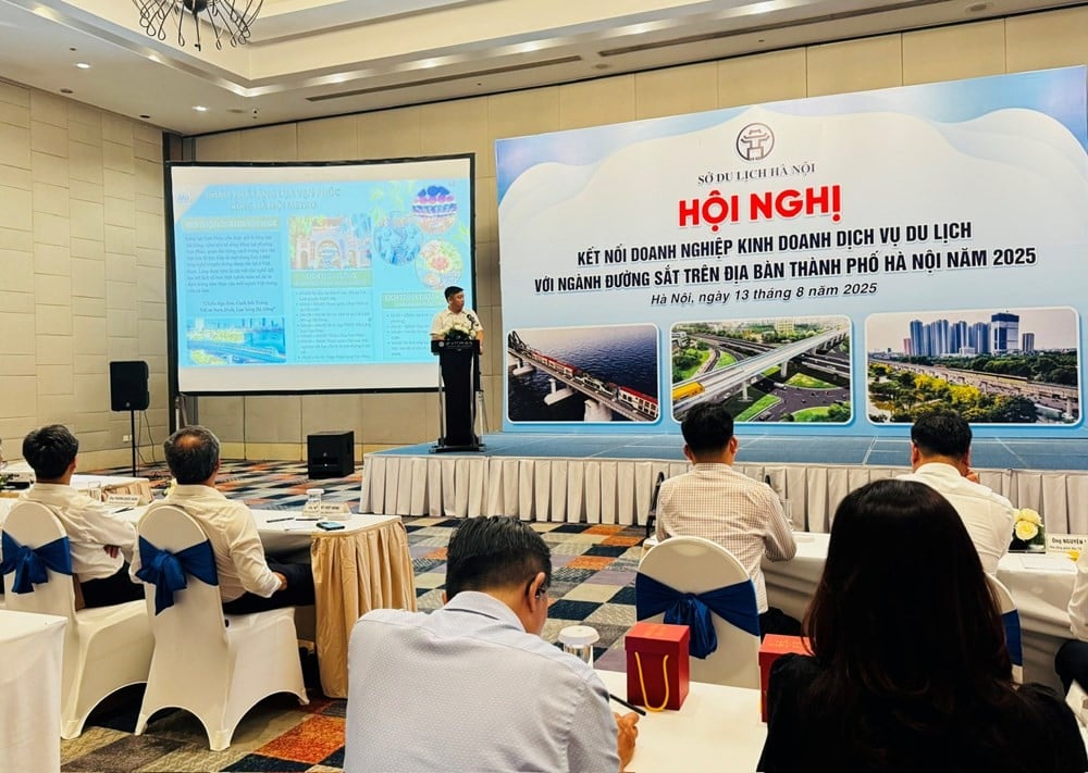 Hà Nội làm mới du lịch bằng tàu hỏa: Ra mắt hai tuyến du lịch kết nối di sản