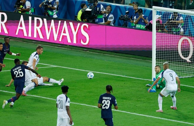 Canh bạc của HLV Enrique thắng lớn, PSG đánh bại Tottenham để giành Siêu cúp châu Âu- Ảnh 2.