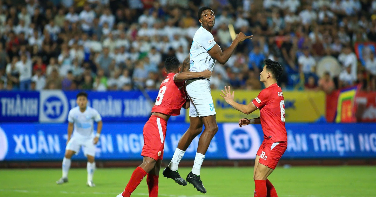 Lịch thi đấu mới nhất vòng khai màn V-League: Mùa giải hấp dẫn nhất lịch sử sắp xuất hiện?