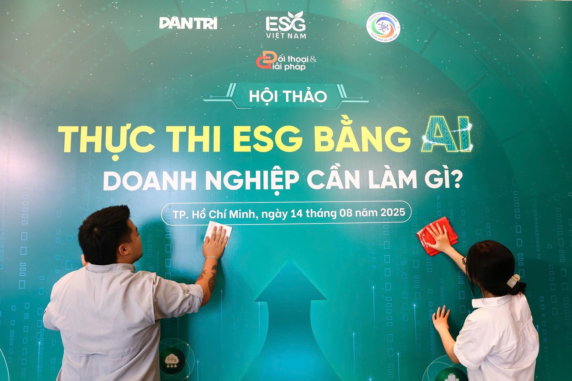 Không khí tất bật chuẩn bị cho hội thảo Thực thi ESG bằng AI chiều 14/8 - 5