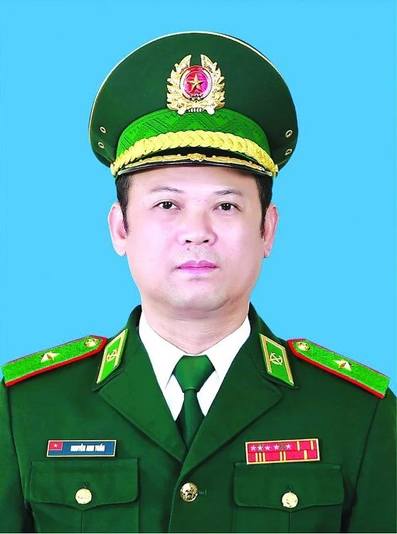 Đổi mới mạnh mẽ công tác đảng, công tác chính trị trong nhiệm vụ quản lý, bảo vệ chủ quyền lãnh thổ, an ninh biên giới