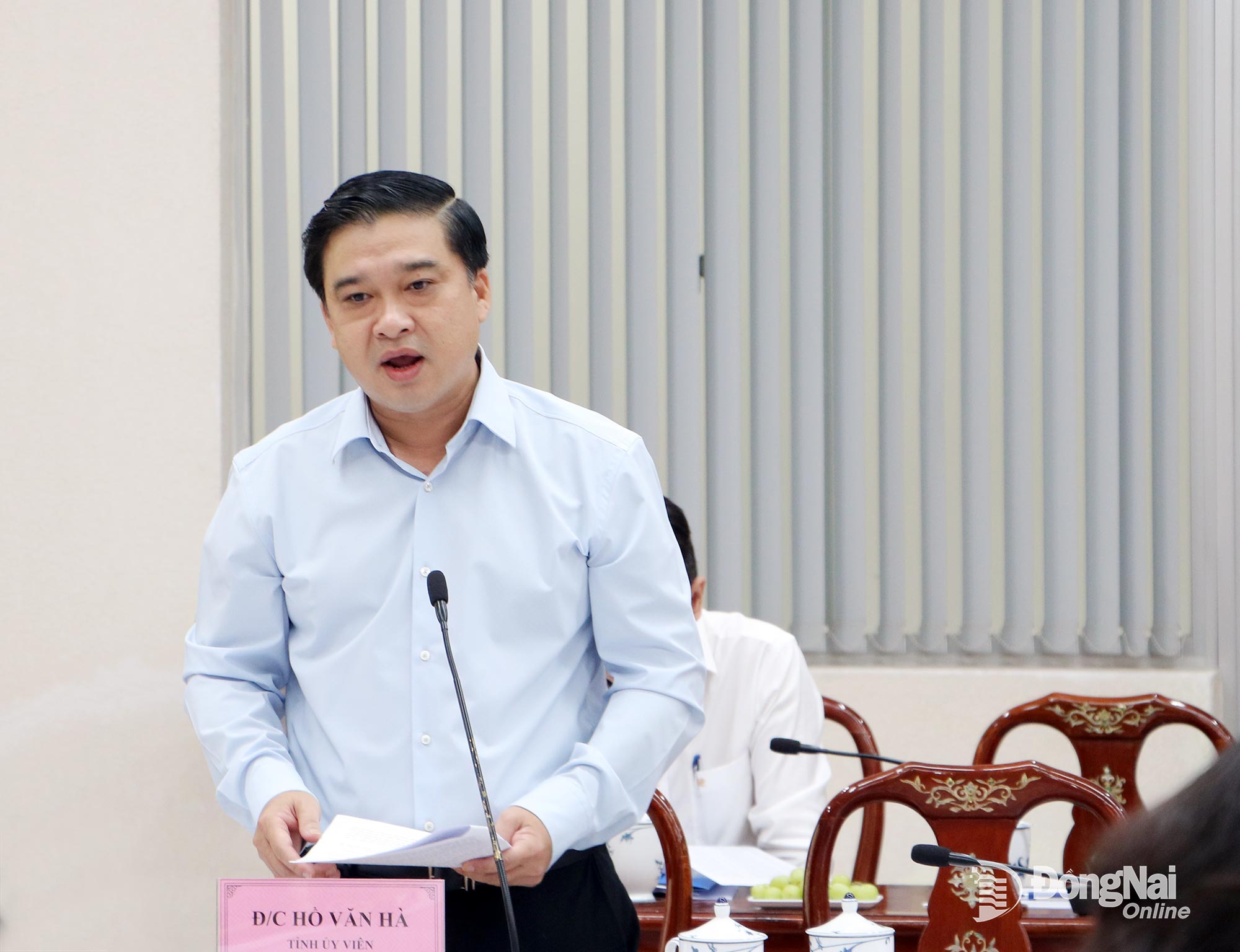 Tỉnh ủy viên, Phó Chủ tịch UBND tỉnh Đồng Nai Hồ Văn Hà phát biểu tại buổi làm việc. Ảnh: Phạm Tùng
