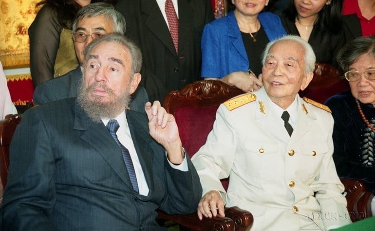 vna-potal-that-chat-moi-quan-he-doan-ket-dac-biet-viet-nam-cuba-7606770.jpg