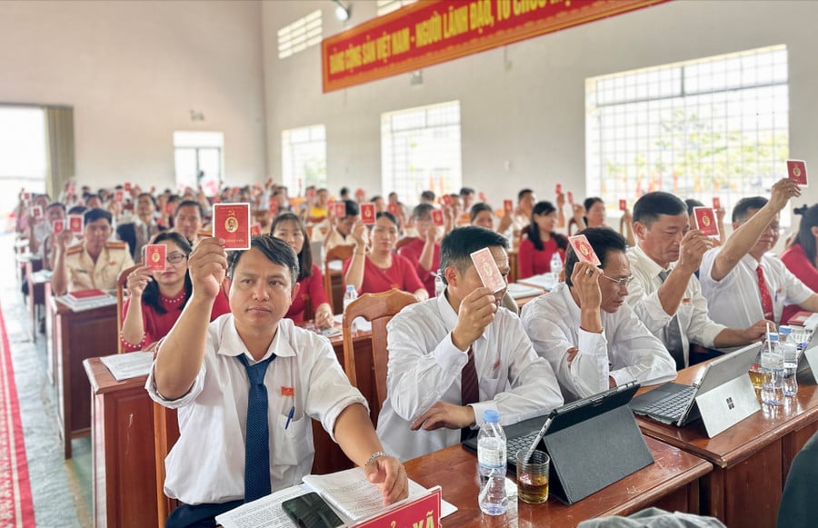 5-cac-dai-bieu-bieu-quyet-cac-nghi-quyet-cua-dai-hoi-anh-ha-duy.jpg