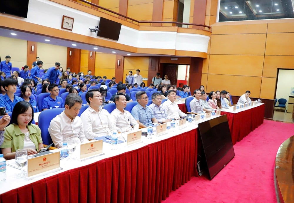 Bộ VHTTDL khơi dậy niềm tự hào dân tộc, tình yêu văn hóa Việt Nam qua cuộc thi “Bản sắc“ - ảnh 3