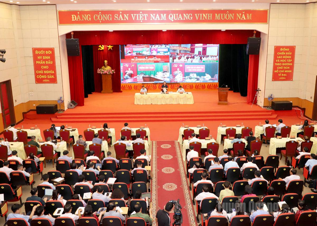 Quang cảnh hội nghị.