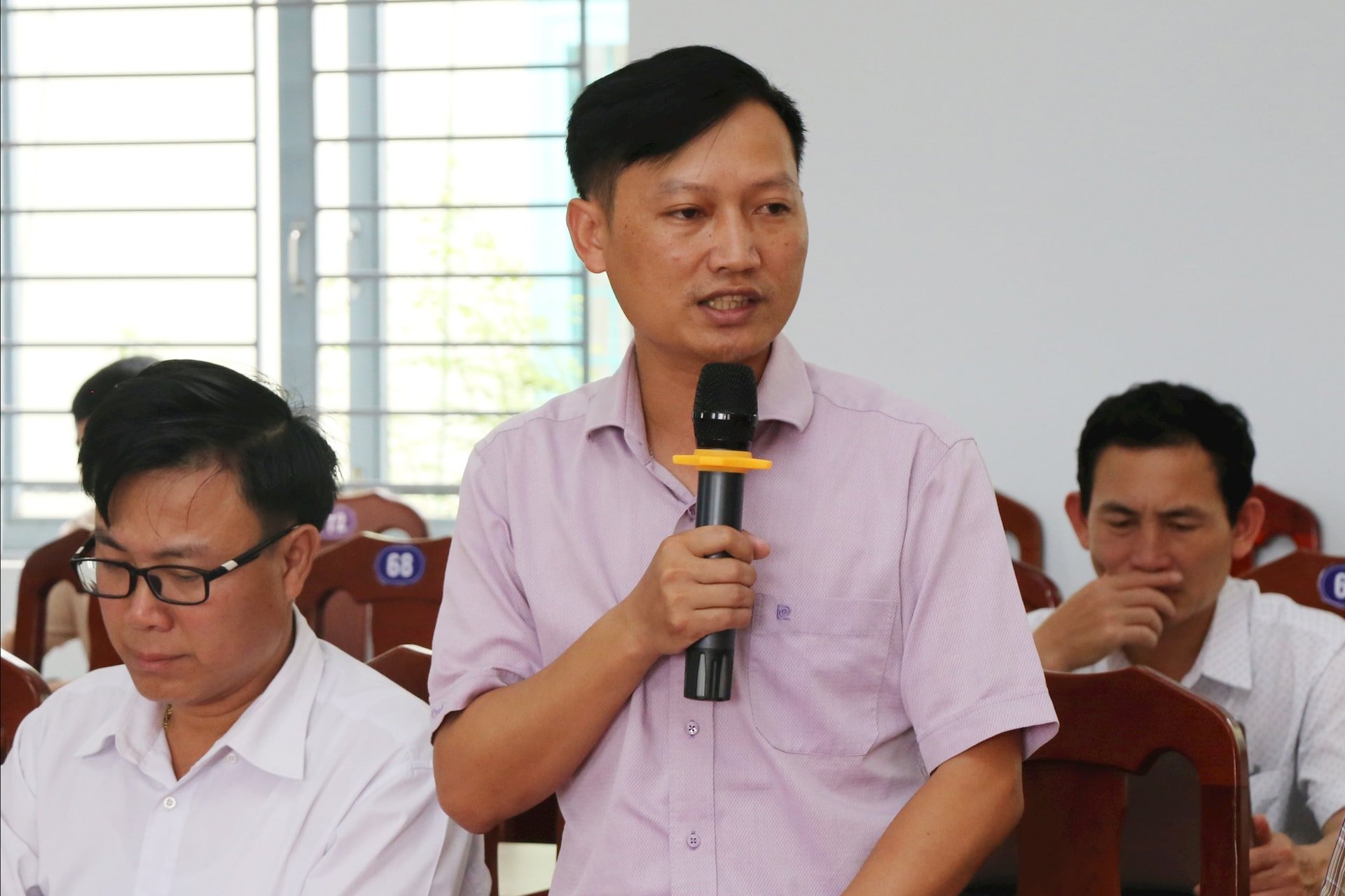 ពីរ.jpg