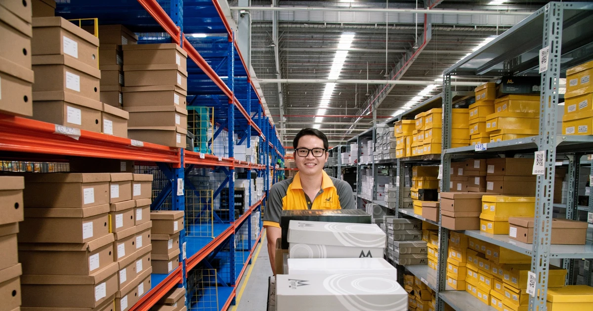 80 years of Vietnam Post: Traditional postal service transforms into digital technology