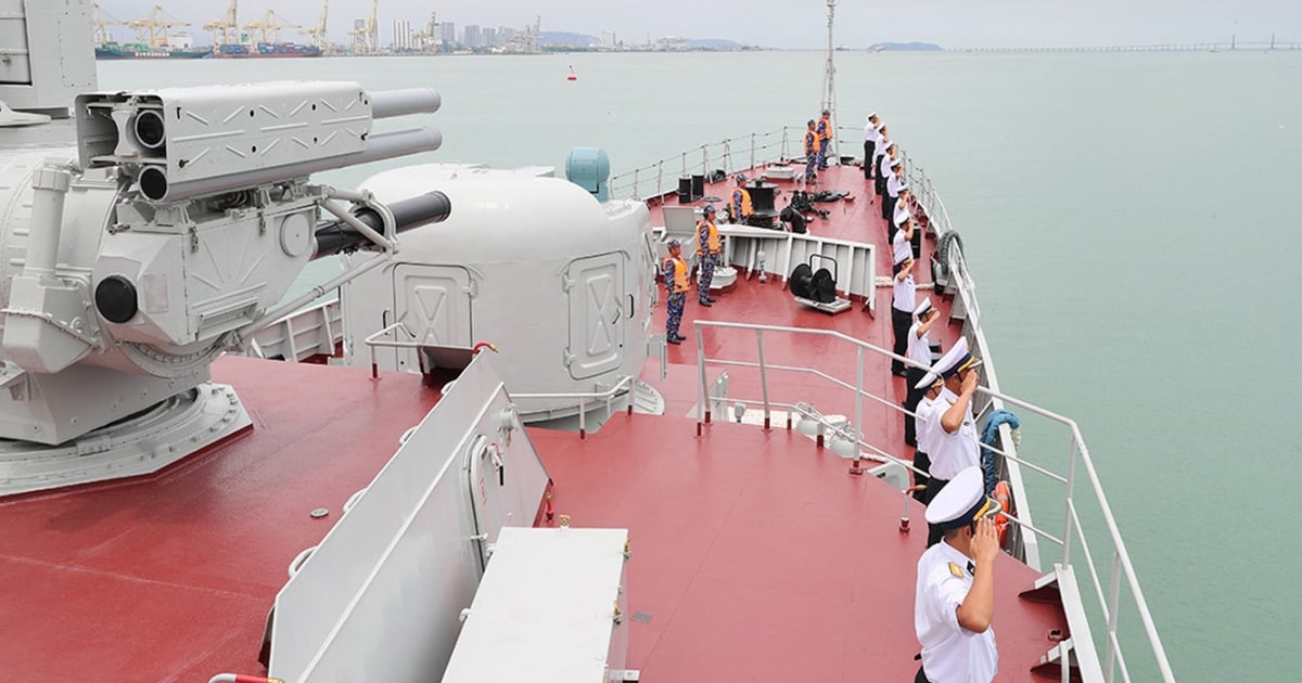 Tàu hộ vệ tên lửa Quang Trung đến Malaysia tham gia diễn tập Hải quân ASEAN
