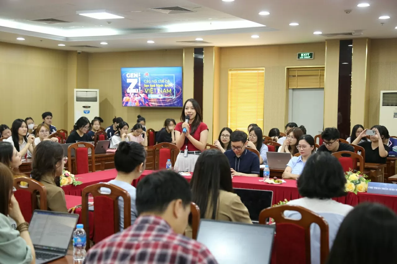 Ngoại giao phiên bản Gen Z: Đưa bản sắc Việt Nam ra biển lớn