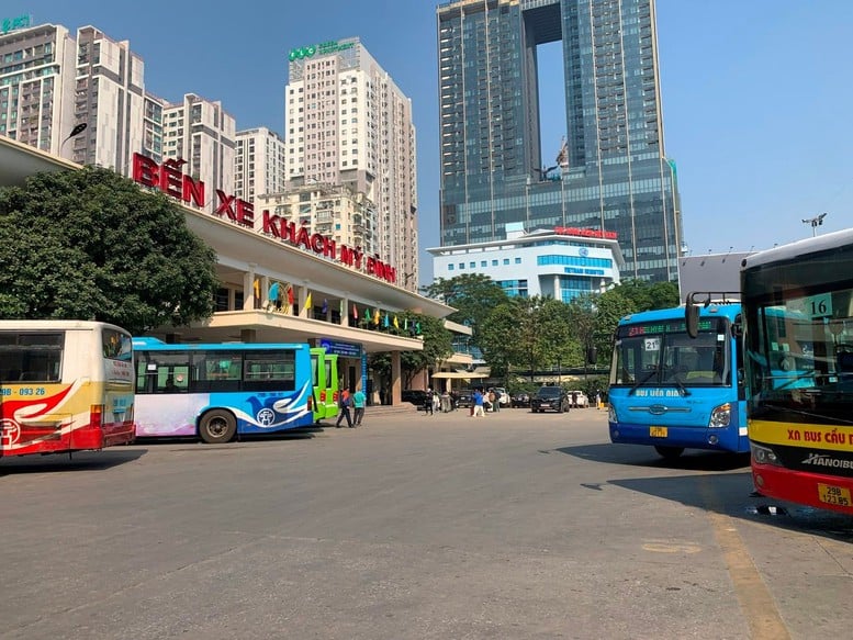 Minh bạch giá cước tàu xe, chủ động tăng chuyến phục vụ nhân dân đi lại dịp 2/9- Ảnh 1.