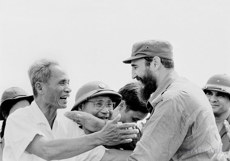 vna-potal-that-chat-moi-quan-he-doan-ket-dac-biet-viet-nam-cuba-7606766.jpg