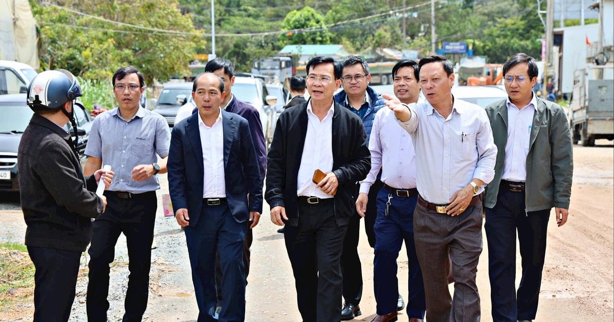 Chairman of Lam Dong Provincial People's Committee Ho Van Muoi: "Removing land clearance obstacles is the key of all keys"