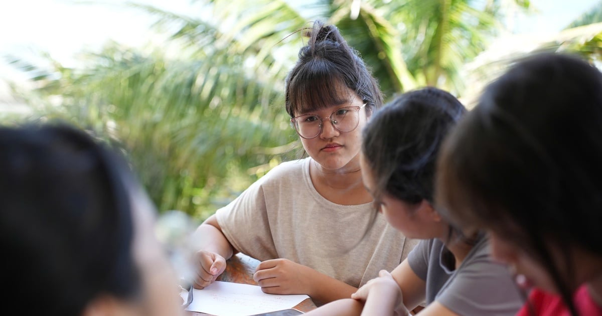 Viết bài luận 'đốn tim' hội đồng tuyển sinh thế nào trong thời đại AI ?