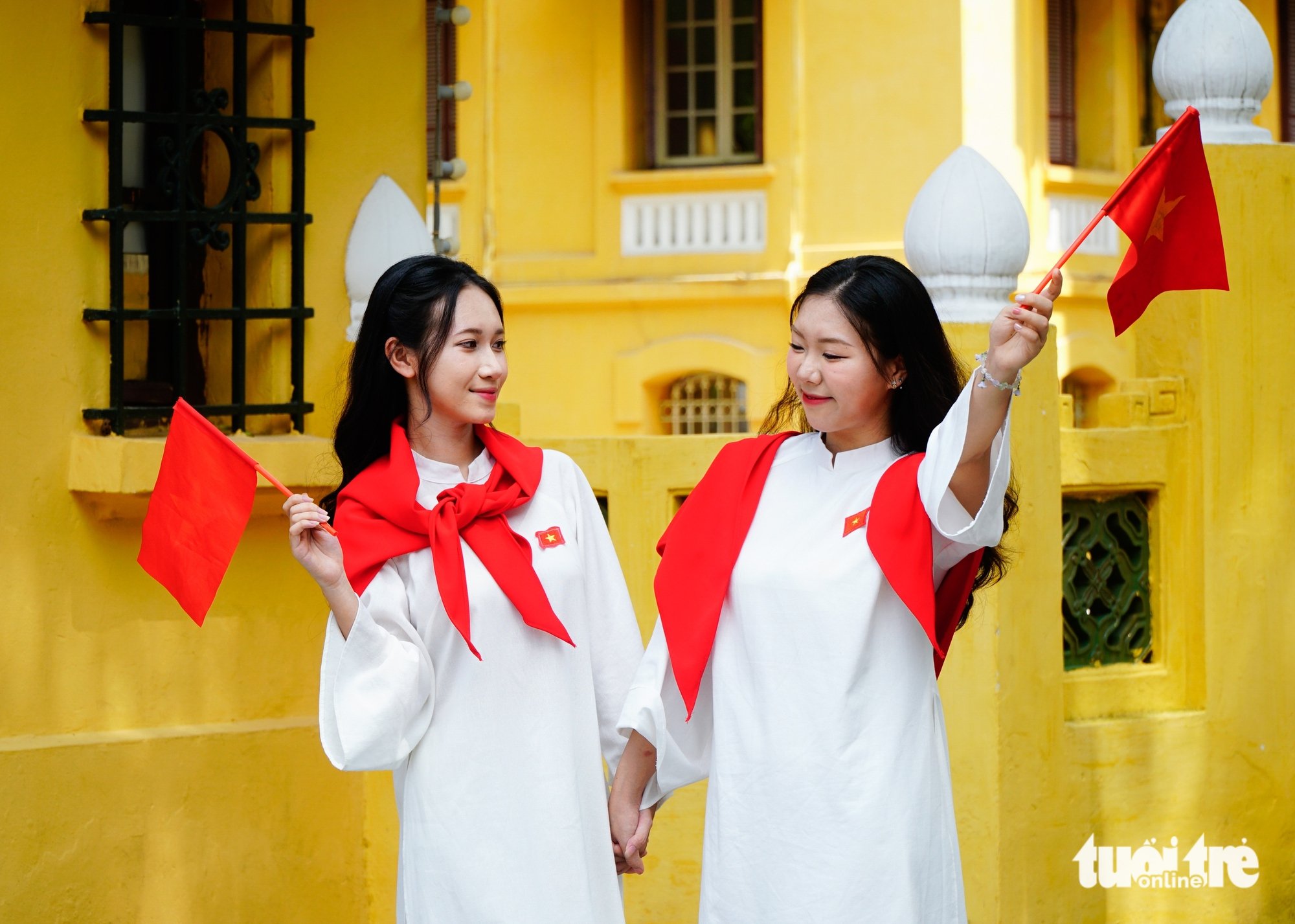រថភ្លើងហាណូយ៖ រថភ្លើង 5 ទ្វារ គឺជាការរំលេចបទពិសោធន៍ 80 នៅទីក្រុងហាណូយ នាថ្ងៃទី 2 ខែកញ្ញា។