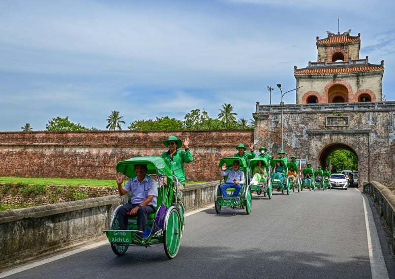 Đến Huế trải nghiệm dịch vụ Grab xích lô- Ảnh 1.