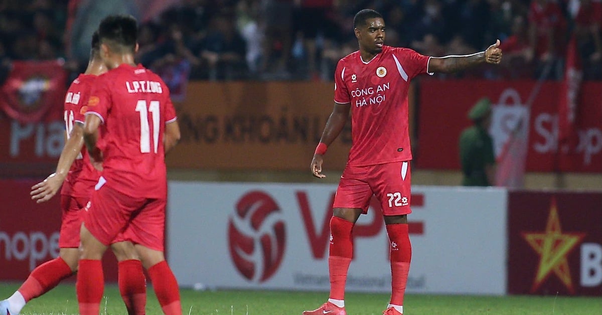 Công An Hà Nội đấu Thể Công - Viettel (hết hiệp 1) 1-1: Alan cân bằng tỉ số